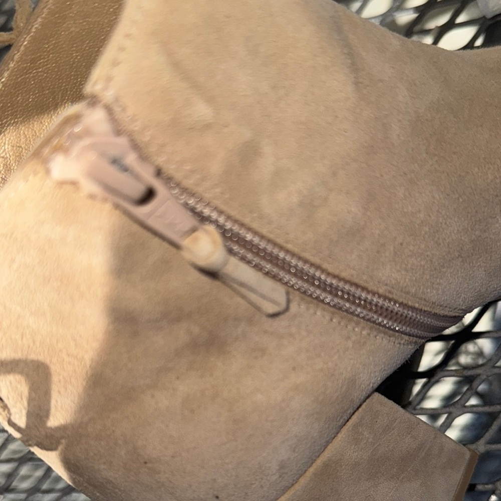Women's Stuart Weitzman Tan Ankle Boots size 7 - Picture 10 of 11